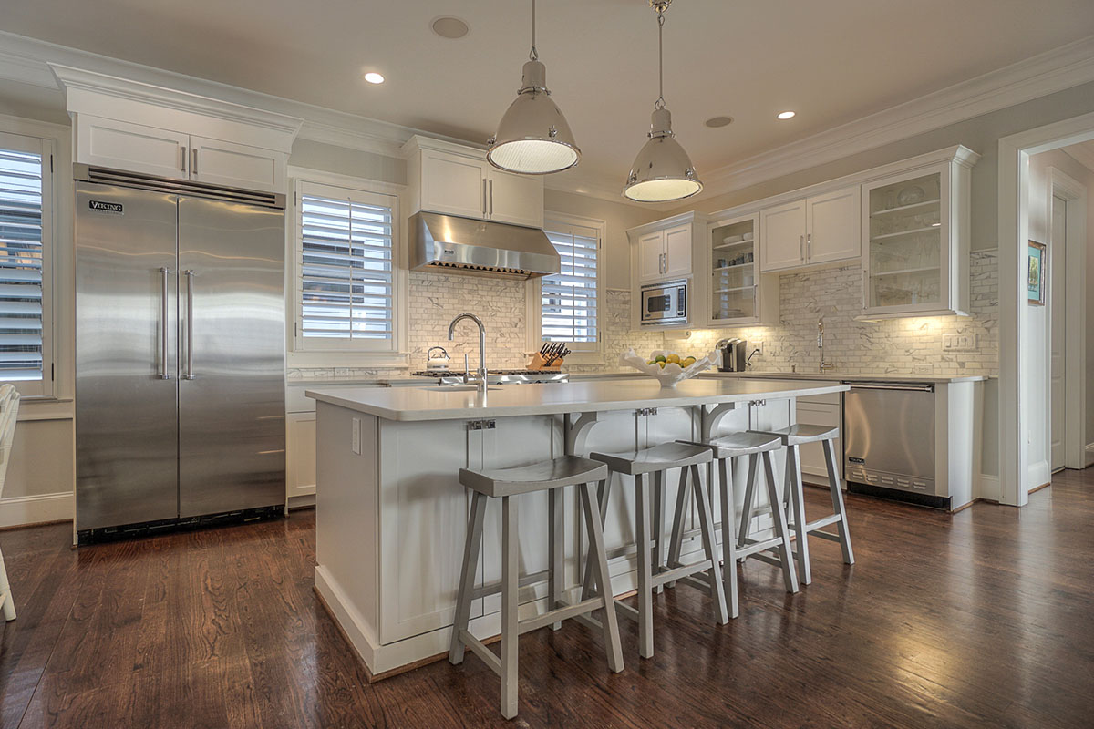 Atlanta - Lake Avenue