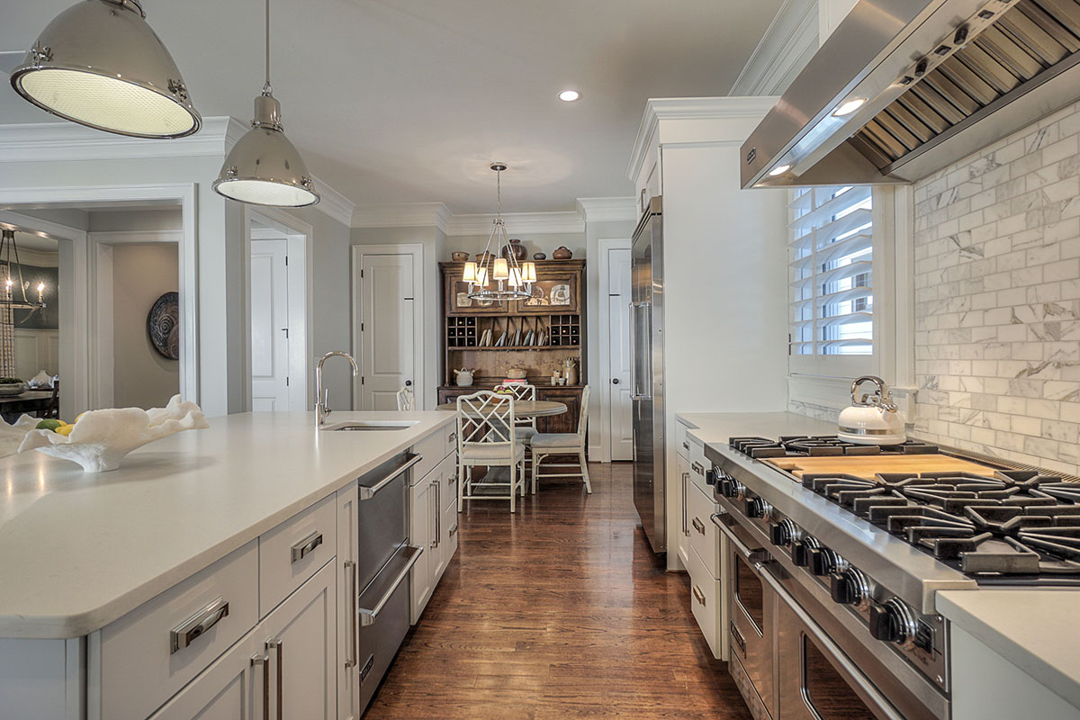 Atlanta - Lake Avenue